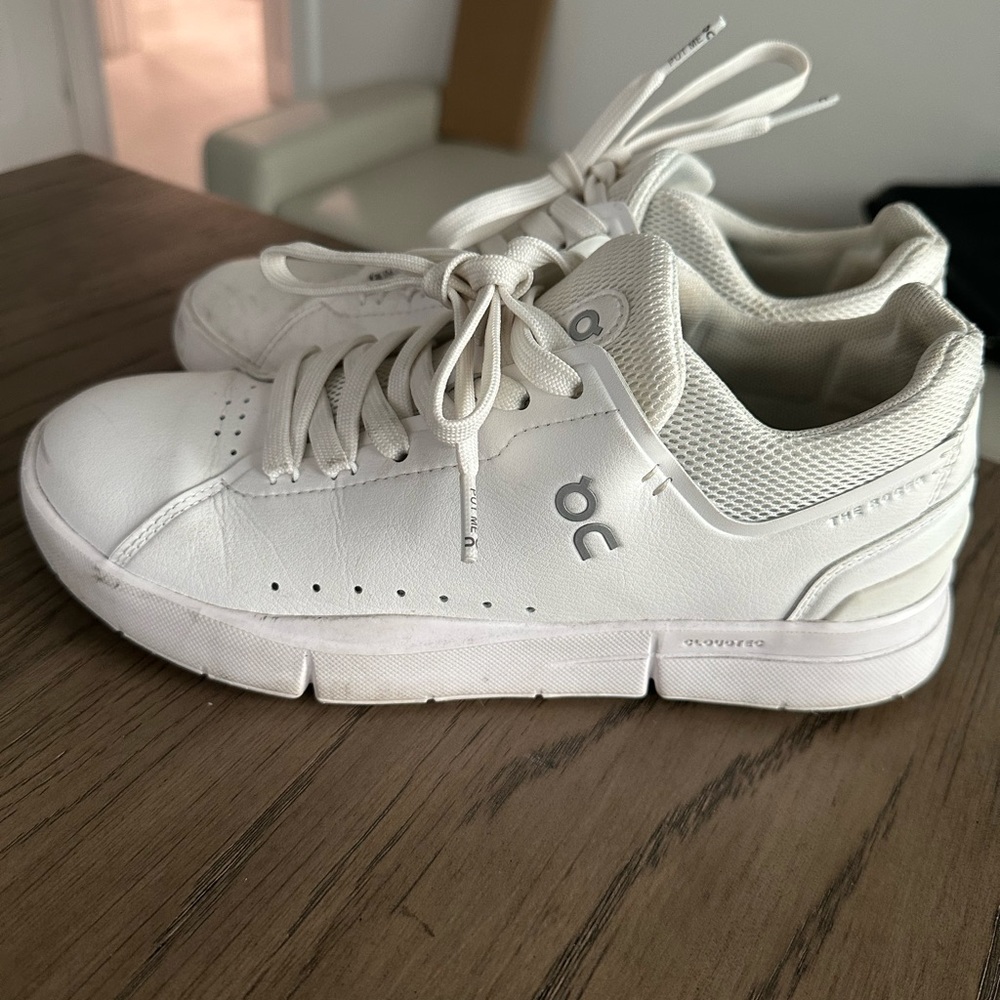 THE ROGER Advantage cloud Tec white sneakers